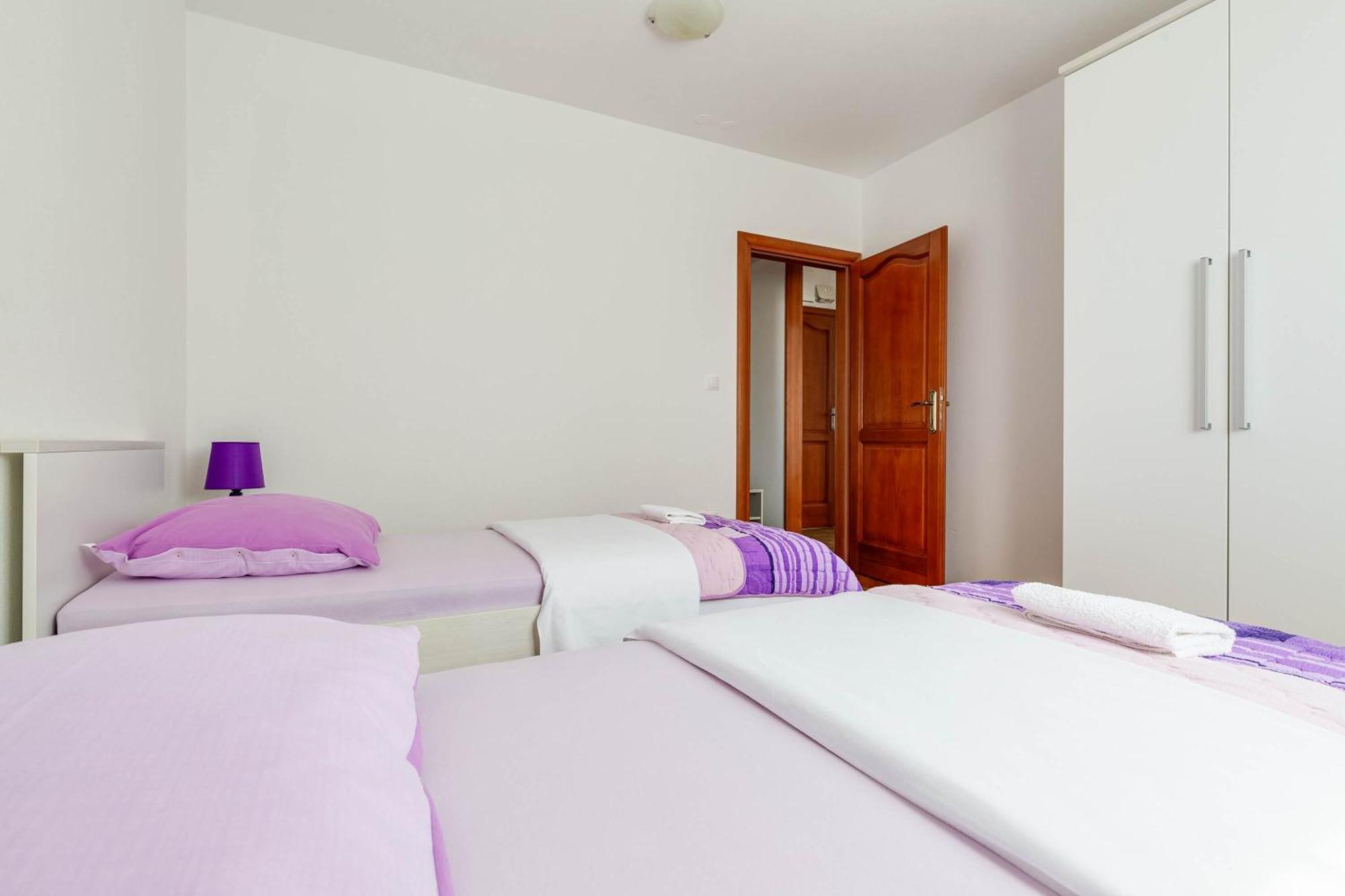 Apartmani Pocrnic Пакоштане Экстерьер фото